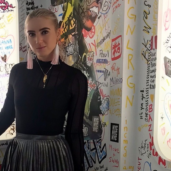 Pink Ombré Tassel Earrings ✨💕 - Picture 5 of 6